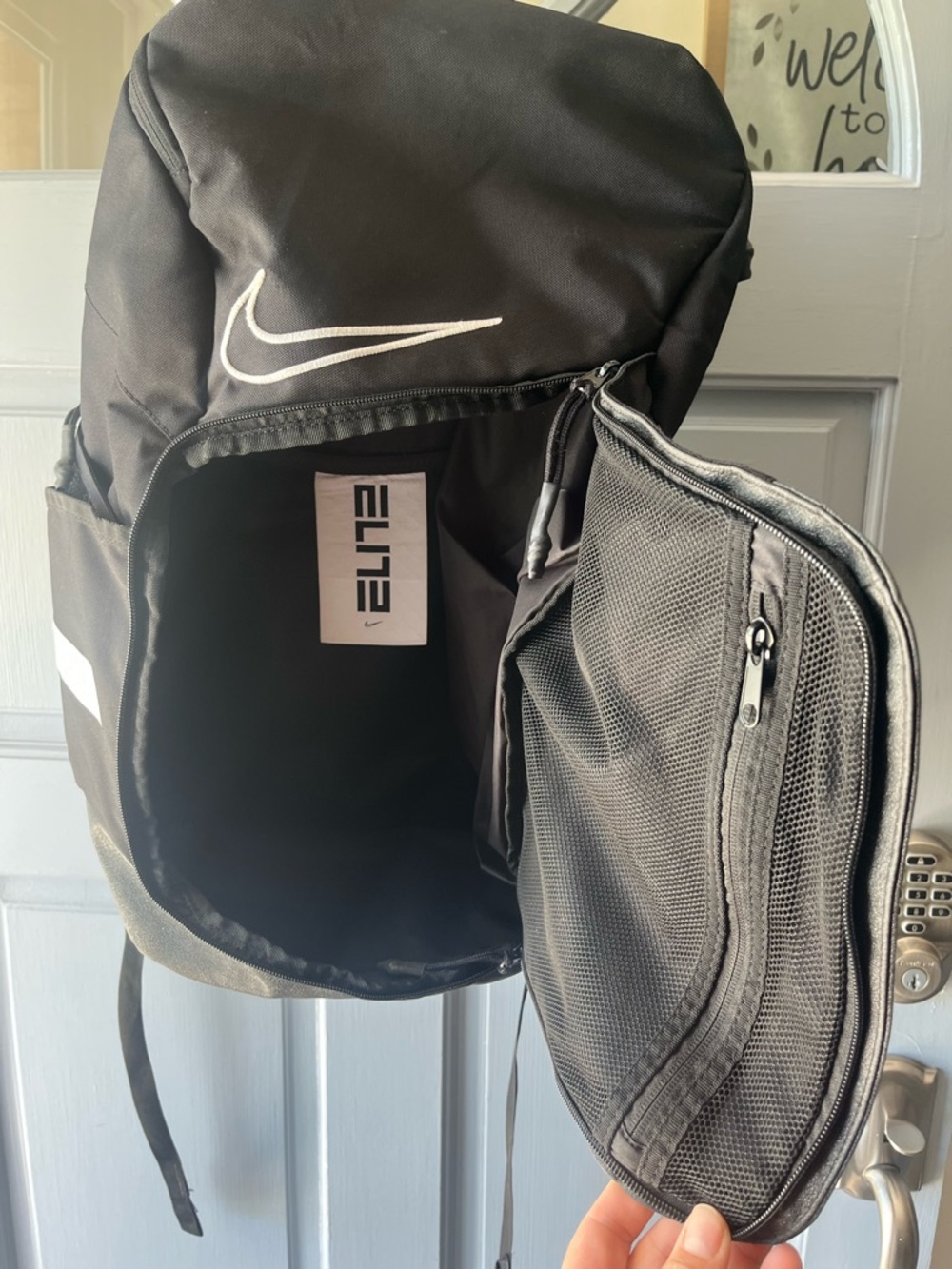 Nike Elite Pro Basketball Backpack Black White 32L Bag BA6164 Gym School Sports - Picture 4 of 16